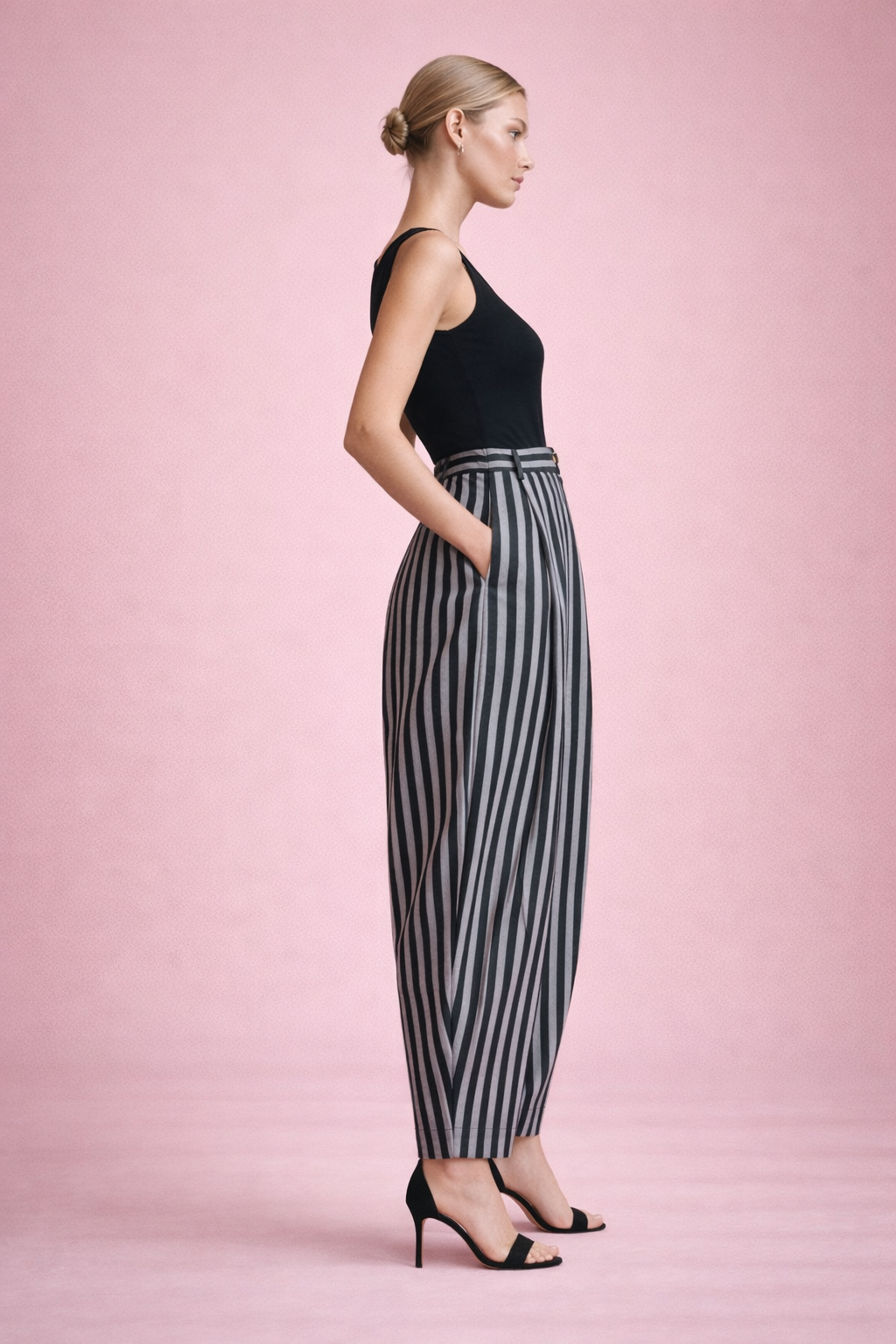 Pleated Pants with Pockets