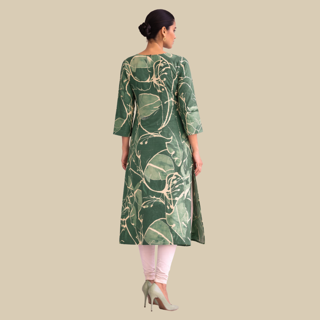 Regular Kurta with Notched Neckline