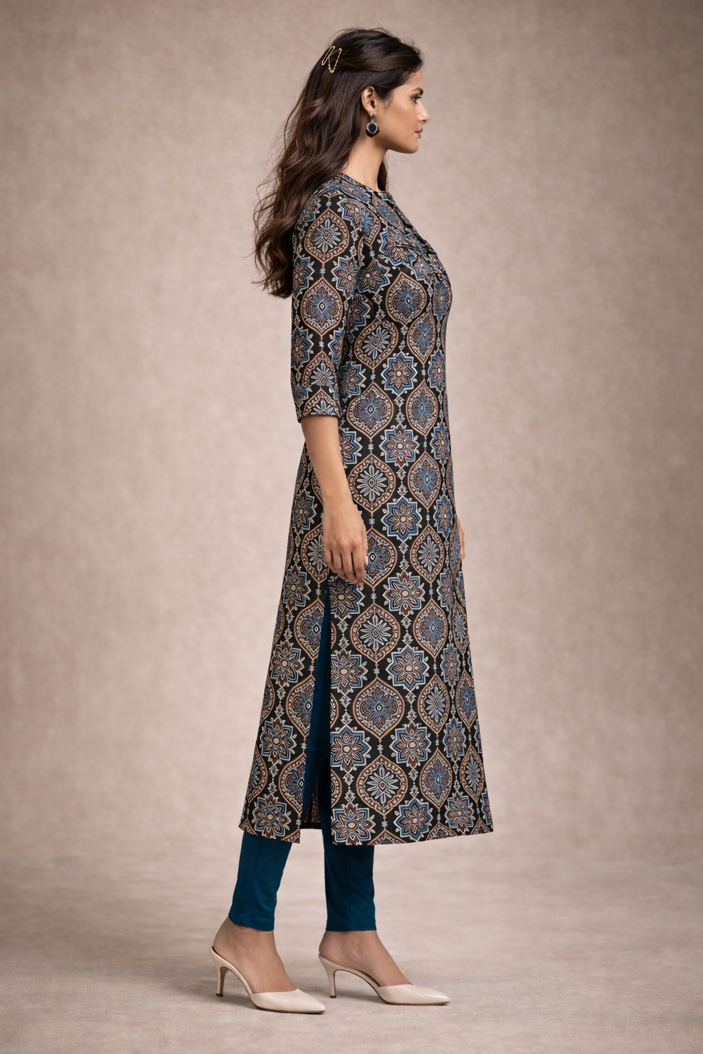 Knotted Yoke Style Kurta