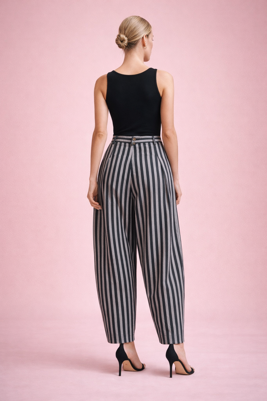 Pleated Pants with Pockets