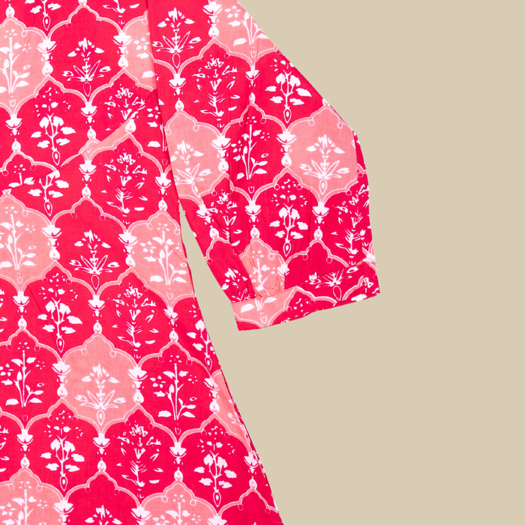 Low Slit, Buttoned Gathered Yoke Kurta with Pockets