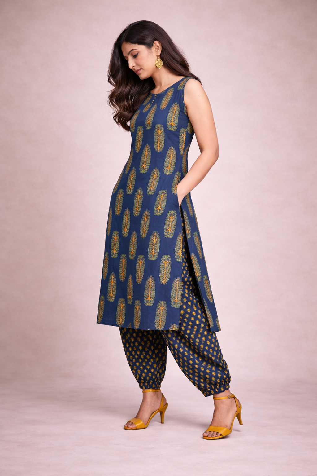 2 pcs Set - Sleeveless Kurta with Afgani Pants